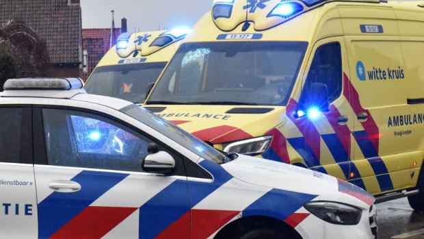 Politie zoekt belangrijke getuige steekincident Schiedam -  rodi.nl/schiedam/l/443…