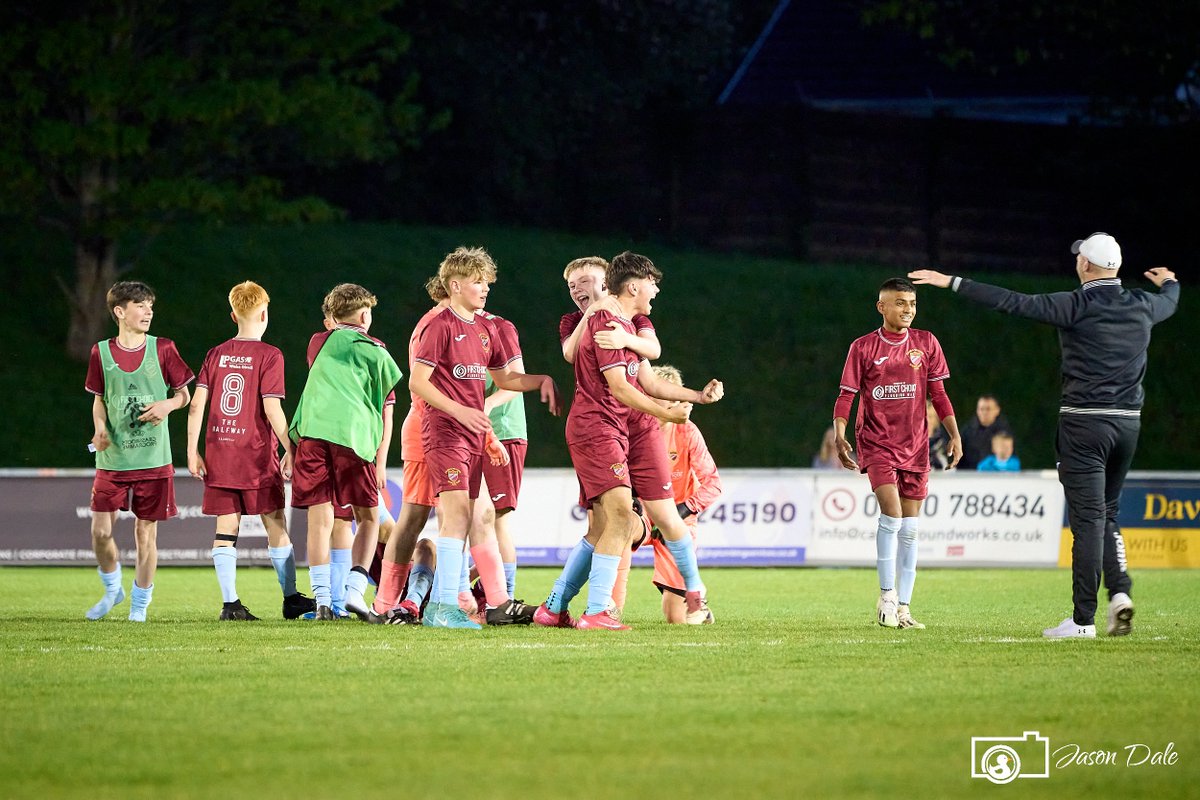 Jason Dale (@onelittleduck) on Twitter photo Action from last nights CAFL U14s Cup Final between <a href="/EvansWilliamsFC/">CPD Evans & Williams AFC</a> and <a href="/SEASIDEAFC/">Seaside AFC</a> at Stebonheath...
More photos over at facebook.com/jasondalephoto Action from last nights CAFL U14s Cup Final between <a href="/EvansWilliamsFC/">CPD Evans & Williams AFC</a> and <a href="/SEASIDEAFC/">Seaside AFC</a> at Stebonheath...
More photos over at facebook.com/jasondalephoto