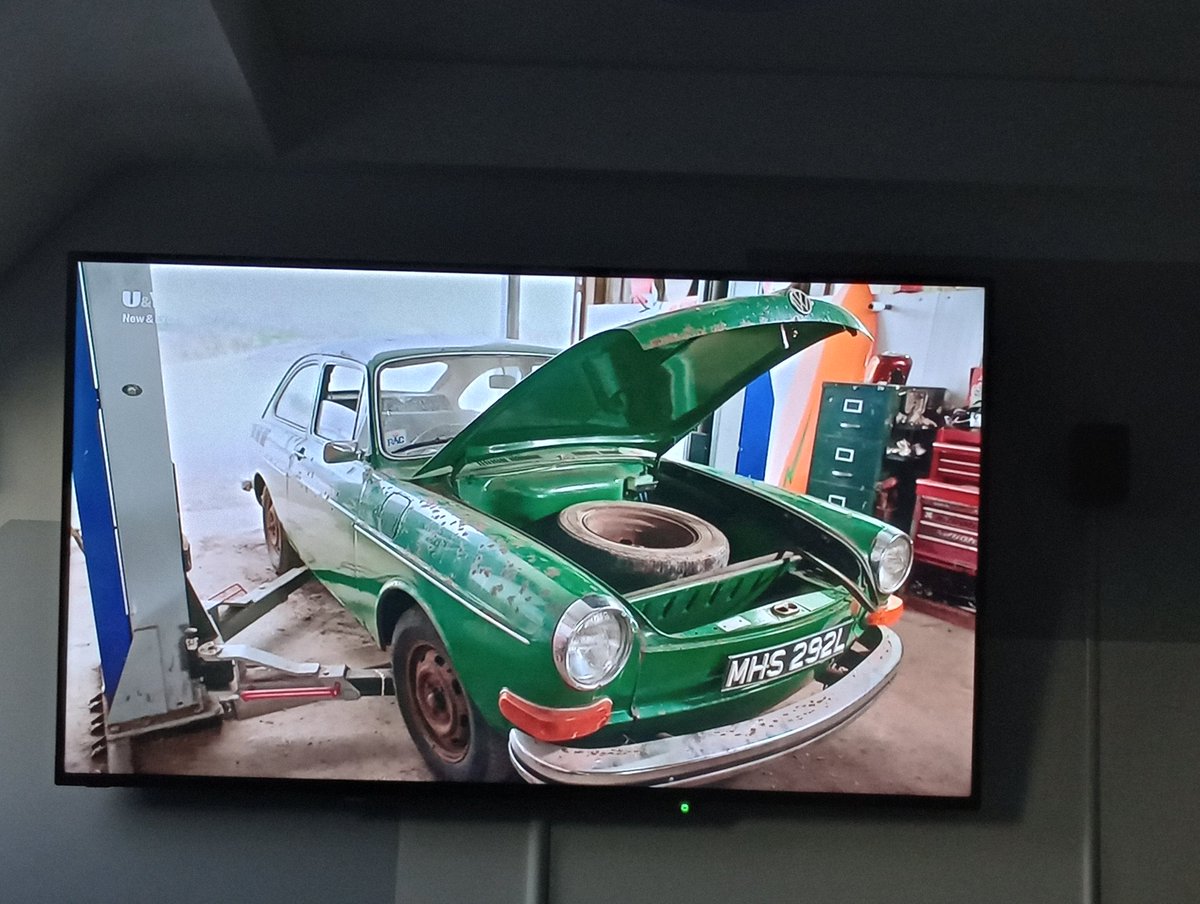 TrevCampbell's tweet image. Thursday night is car TV night for Trevy kicking off with #BangersAndCash #RestoringClassics on the Trevy home cinema