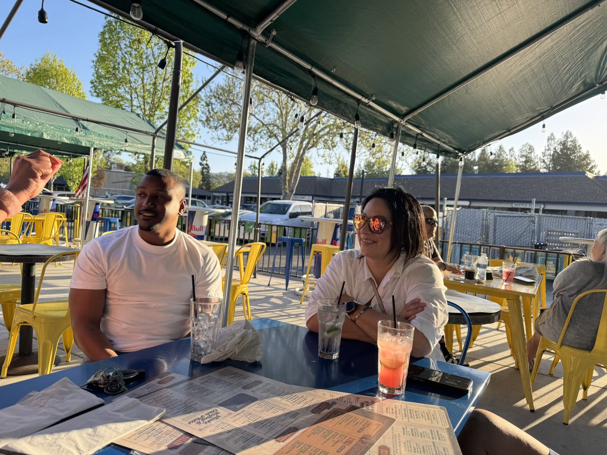 Good Afternoon , check out these Photos from the #Pride BRG Board meet up ! 😊🏳️‍🌈🧡 #UPS #UPSERS . They went to an escape room , looks like they had a lot of fun.