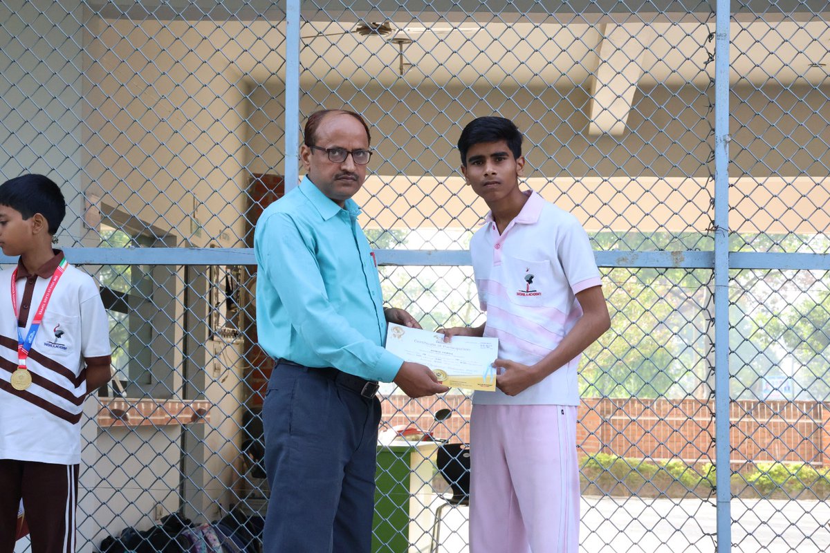 RRDF_Trust's tweet image. Celebrating Excellence!
Proud of our students for securing top ranks at State &amp;amp; National levels in Hindi, Math &amp;amp; Commerce Olympiads! Their success fuels a passion for learning &amp;amp; healthy competition. #OlympiadWinners #AcademicExcellence