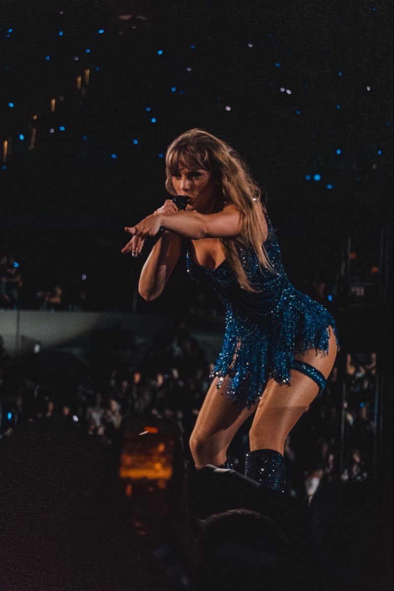 THIS PICTURE IS SO CINEMATIC