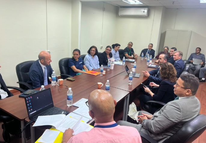 OEA_CICTE's tweet photo. El programa 'Fortalecimiento de la #Bioseguridad y #Biocustodia en América Latina' desarrollado por la Sección de Desarme y No Proliferación de @OEA_CICTE con financiamiento de @eu_eeas🇪🇺, se desarrollará próximamente en Panamá 🇵🇦. Representantes del @MINSAPma, @MIDAPma, @CancilleriaPma y @MICIPMA establecieron esta semana los pasos a seguir para la implementación de este proyecto, cuyo objetivo es disminuir los riesgos biológicos a través del fortalecimiento de medidas de bioseguridad y biocustodia en los Estados Miembros @OEA_oficial.

Panamá es uno de los 11 países que implementará este programa hasta 2027.