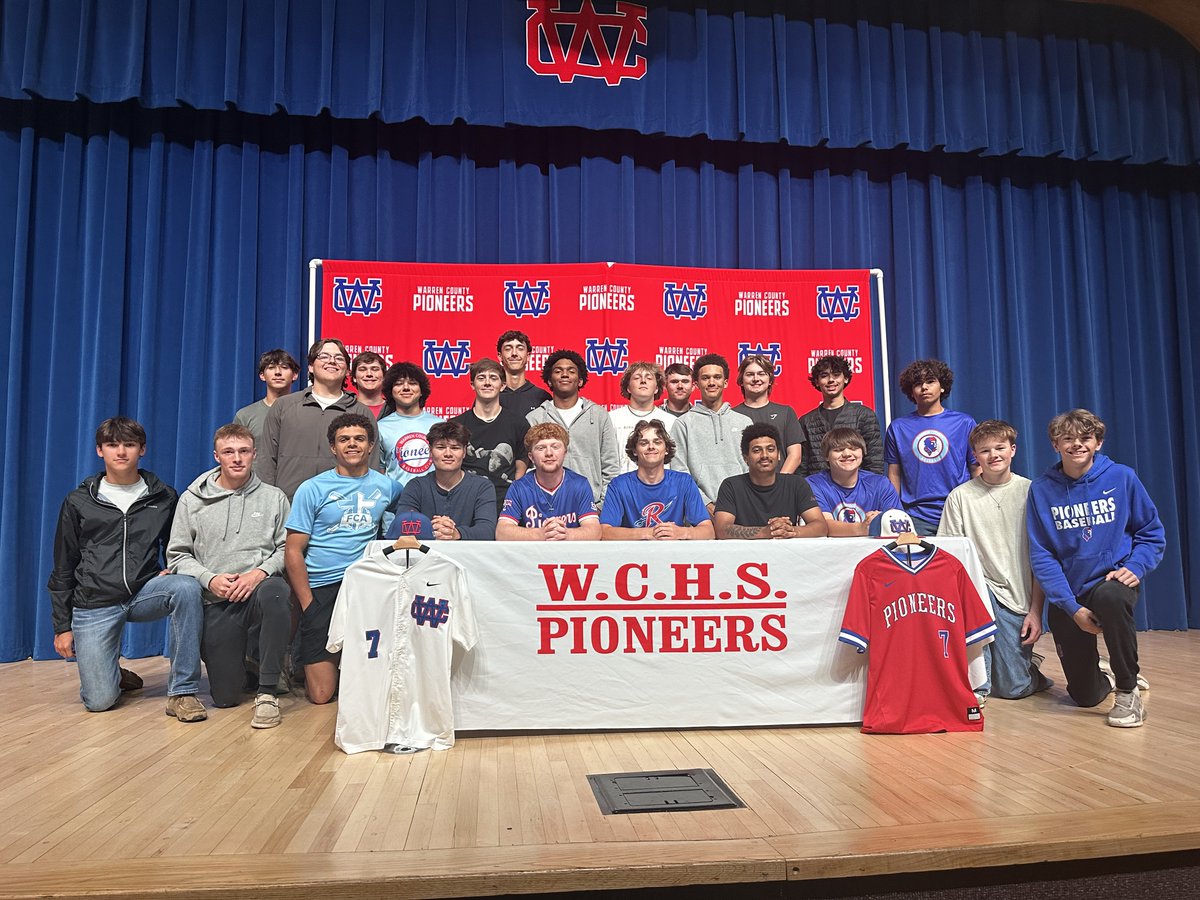 PioneersWF931's tweet photo. So proud of Evan Snapp on signing with Roane. They got a young man. https://t.co/NhHda8W6Ux