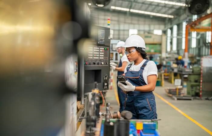 National Safety Council (@nscsafety) on Twitter photo NSC, in partnership with <a href="/Boeing/">The Boeing Company</a>, has awarded 50 recipients the 2025 Advanced Safety CertificateĀ® (ASC) Scholarship for Veterans. NSC, in partnership with <a href="/Boeing/">The Boeing Company</a>, has awarded 50 recipients the 2025 Advanced Safety CertificateĀ® (ASC) Scholarship for Veterans.