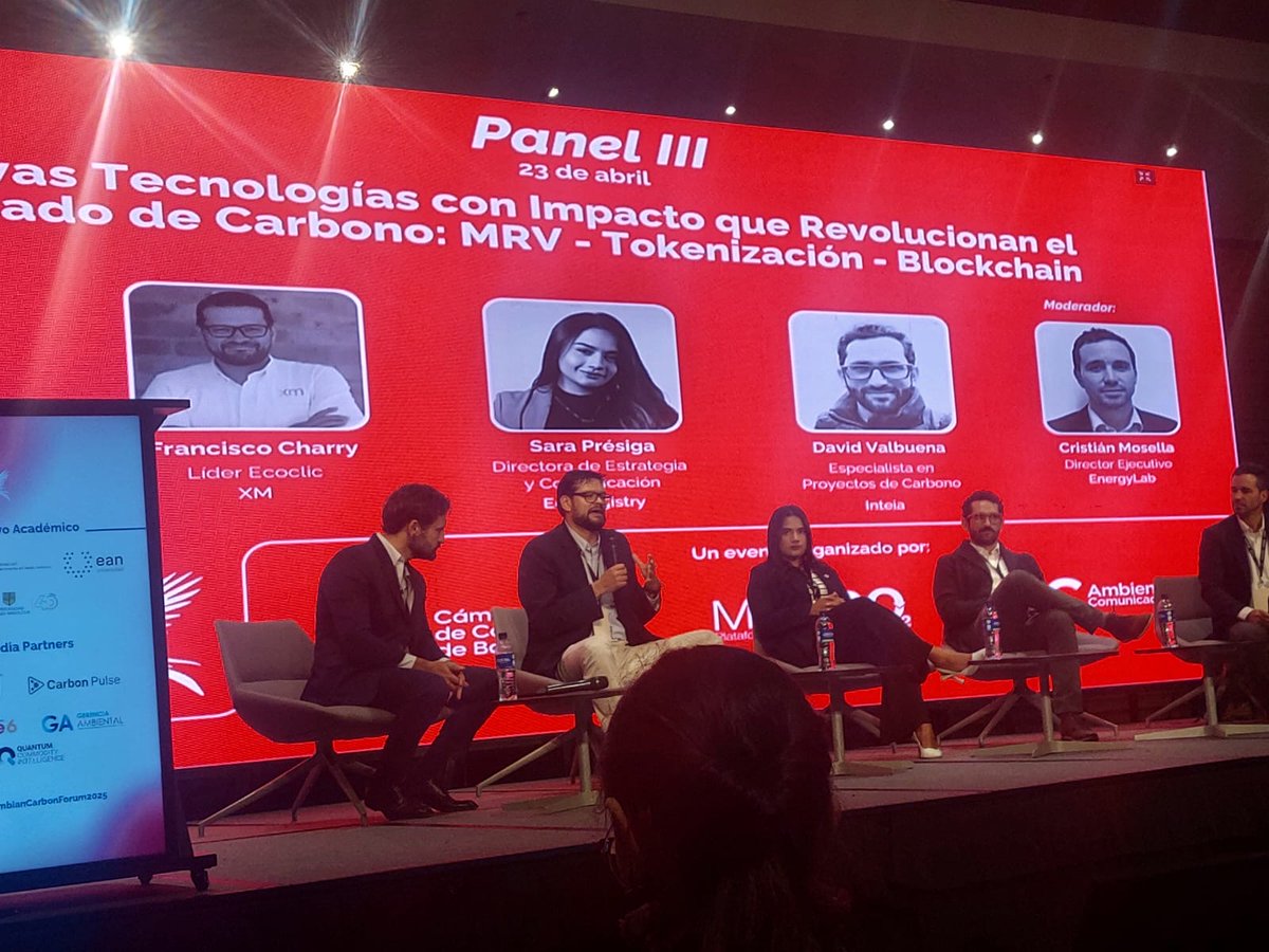 Ecoclic_'s tweet photo. Participamos del panel blockchain al impacto: tecnologías que revolucionan los créditos de carbono, en el marco del evento #ColombiaCarbonForum organizado por @ambienteycom  #AcciónClimática https://t.co/cVBAOH22K4