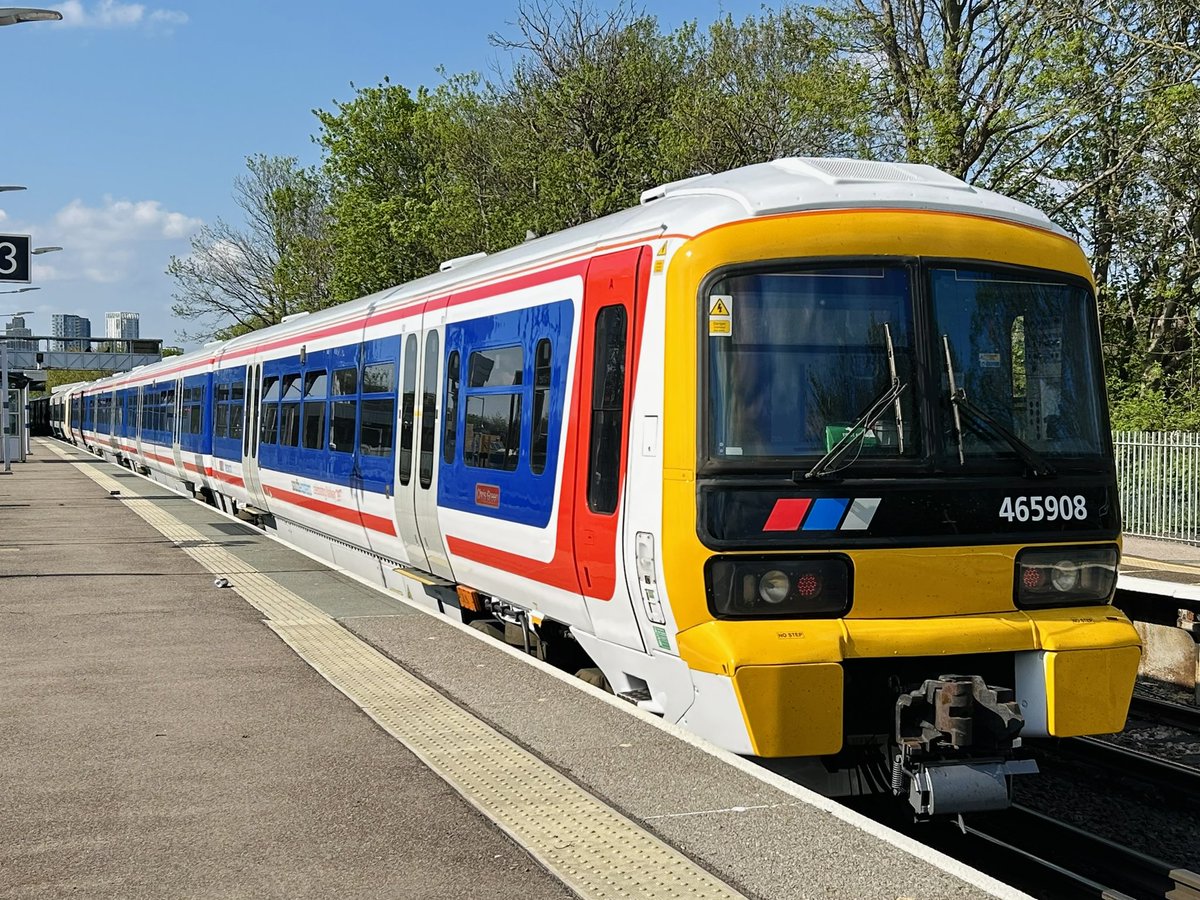 lukehouse313's tweet image. NSE 465908 At Hither Green 😍
