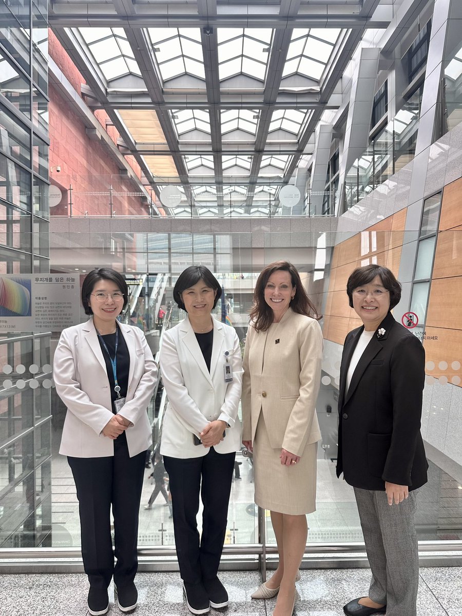 April Kapu, DNP, ACNP-BC (@aprilkapu) on Twitter photo A heartfelt thank you to @YonseiUniversity College of Nursing for the warm welcome and inspiring visit. #GlobalNursing #VUSNGlobal <a href="/VanderbiltNurse/">Vanderbilt School of Nursing</a> <a href="/VUDeanJeffries/">Pam Jeffries</a> A heartfelt thank you to @YonseiUniversity College of Nursing for the warm welcome and inspiring visit. #GlobalNursing #VUSNGlobal <a href="/VanderbiltNurse/">Vanderbilt School of Nursing</a> <a href="/VUDeanJeffries/">Pam Jeffries</a>