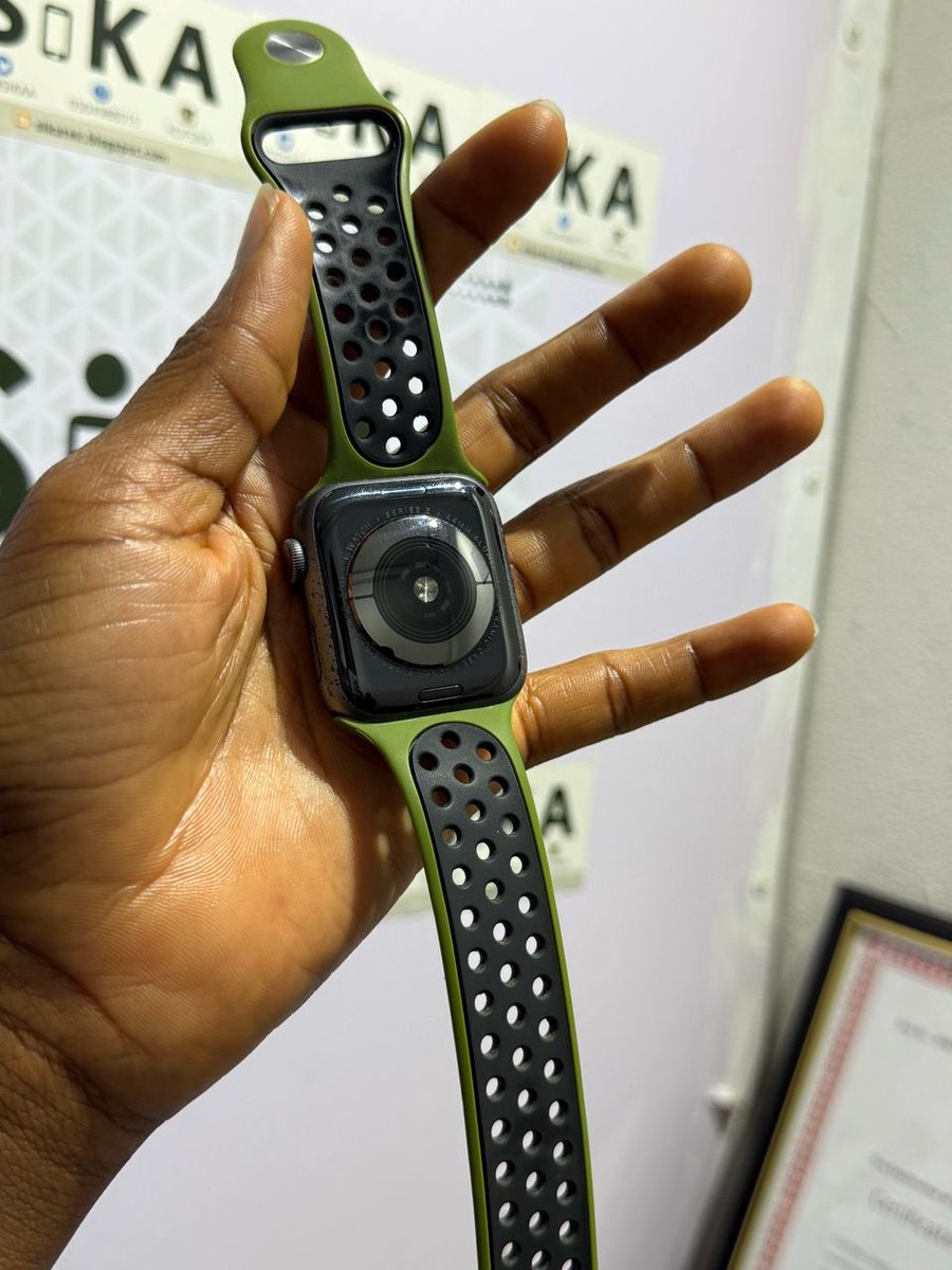Series 5 44mm GPS only
Gh¢1,499.99
Dm/call/WhatsApp/iMessage 0504988015 / 0547779861
