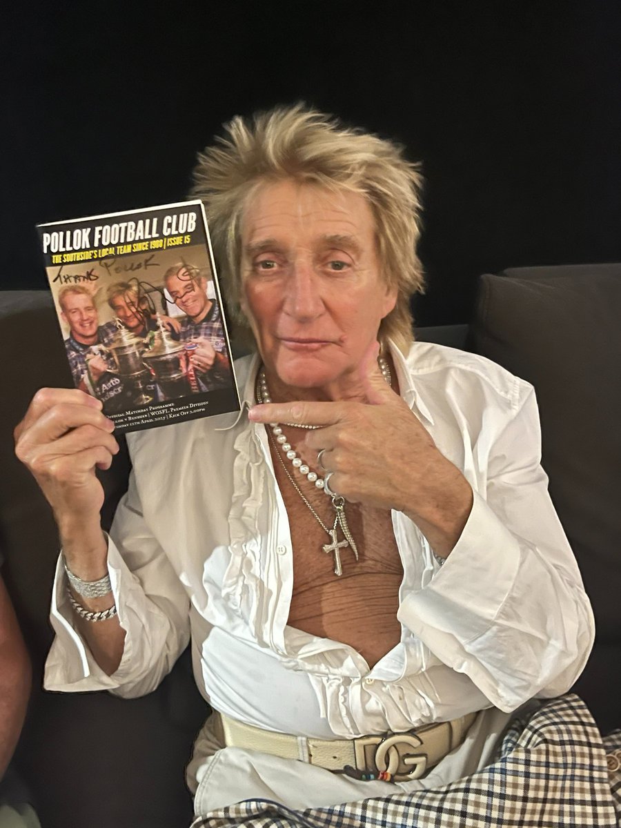 Pollok FC (@pollokfc) on Twitter photo 🎤| We certainly want to talk about it!
One of our matchday programmes found its way to <a href="/rodstewart/">Sir Rod Stewart</a>, and we hope he enjoyed revisiting his visit to Newlandsfield in 1995!
Thanks for supporting the Southside's local team!
#MTLN 🎤| We certainly want to talk about it!
One of our matchday programmes found its way to <a href="/rodstewart/">Sir Rod Stewart</a>, and we hope he enjoyed revisiting his visit to Newlandsfield in 1995!
Thanks for supporting the Southside's local team!
#MTLN