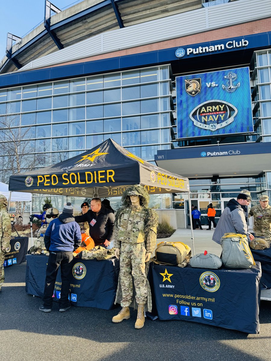 📣 It’s Draft Day! 🏈 Will anyone from the <a href="/USArmy/">U.S. Army</a> vs. <a href="/USNavy/">U.S. Navy</a> Game get picked by your team? 👀

West Point grads like Cole Christiansen (’20), Brett Toth (’18), &amp; Alejandro Villanueva (’10) made it to the NFL 💪🇺🇸

Who’s next? #NFLDraft #ArmyNavyGame #GoArmy