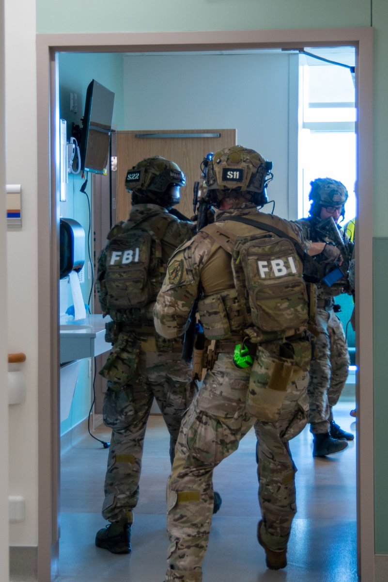 FBISanDiego's tweet image. Training is the cornerstone of successful operations. It&apos;s not just about individual skill- it&apos;s about working together and ensuring everyone is prepared to respond with confidence in yourself and your team. Strong training, strong operations. #FBISanDiego