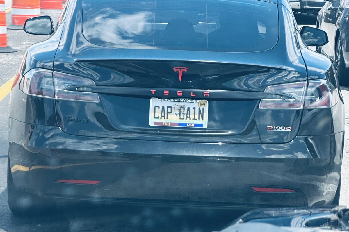 Just seen in FL.  Tesla drivers…
