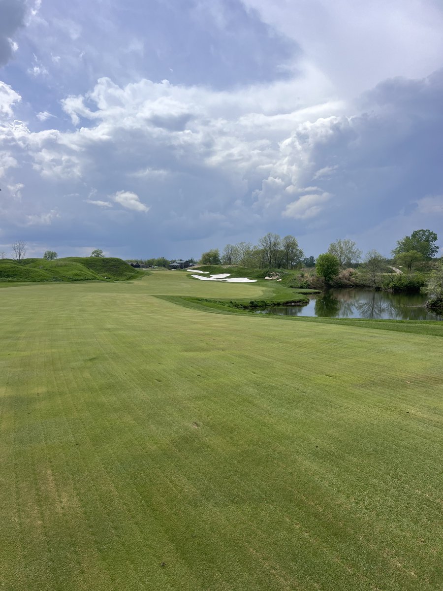 17 at Vic. Not an easy par!🏌🏽‍♂️
