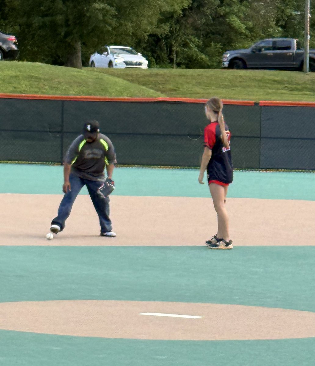 avatheobald2027's tweet image. I had SO much fun helping coach and cheer on for the Horizon League tonight! #volunteer #beselfless #coach @GAPowerFP