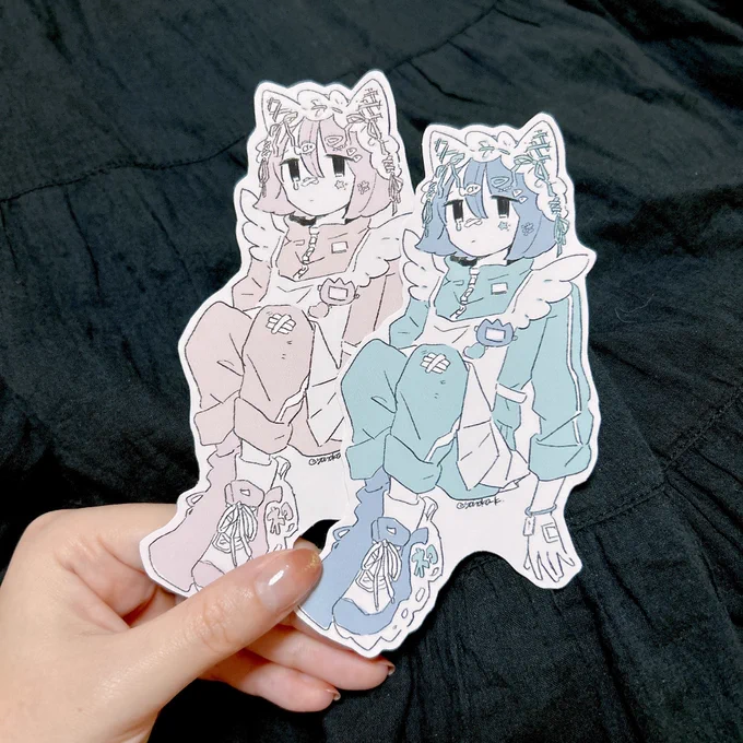 本日初日!新作は書き下ろしジャージメイドステッカー、アフタヌーンティーのポストカードがあります!前回イベントで完売したガラスドームステッカーも再販します他、在庫が少ない商品は土日のみ展開させていただこうと思いますまた追ってご案内します!みんな!きて!#パステルガール展 