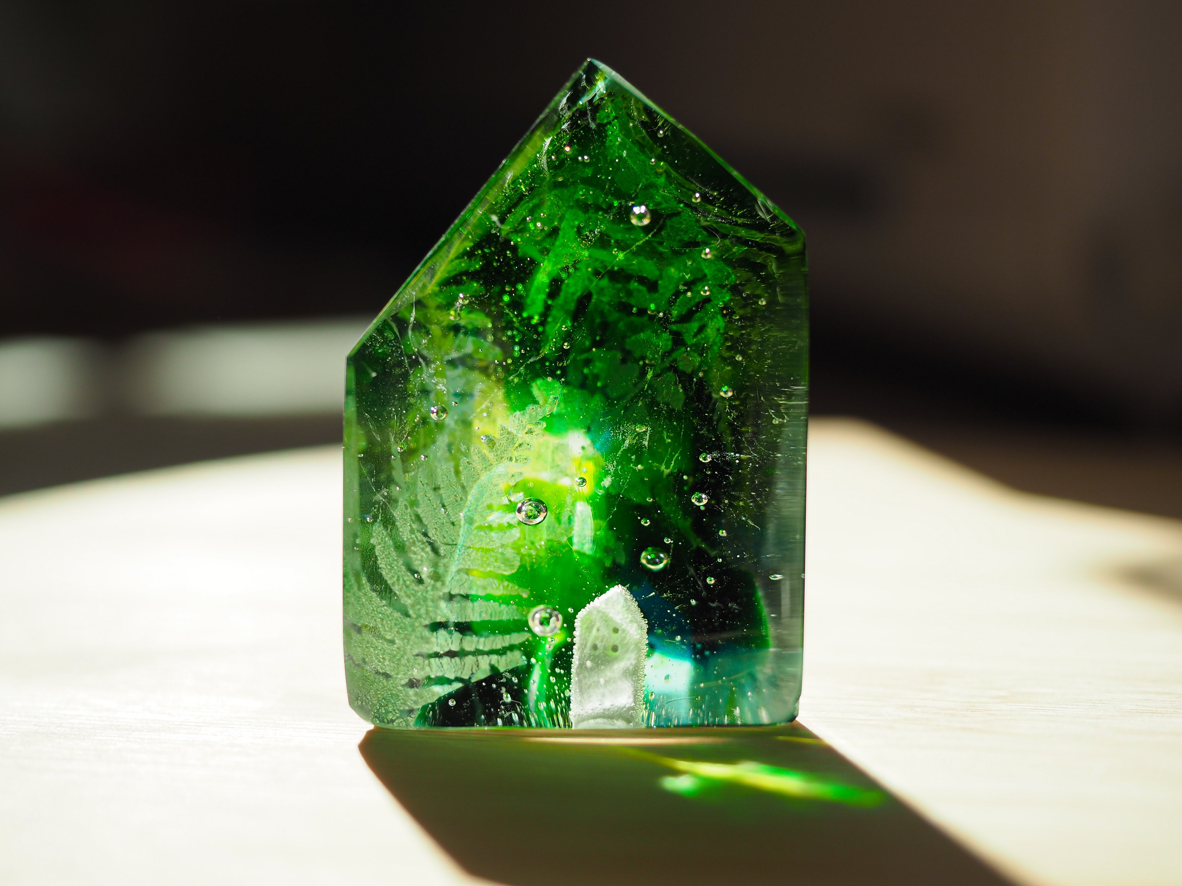 コロロ硝子 koloroglass ガラス作家 ガラス 記憶のまち 水中鉱石