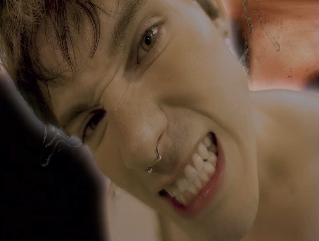 f a n y 𐚁 tweet media