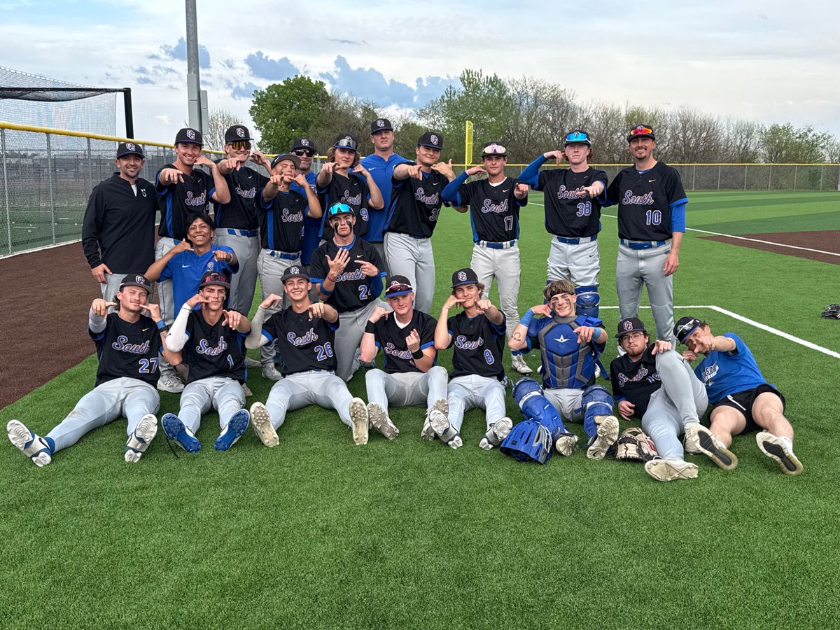 Big win for the Falcons over BV West 5-0!  Dylan Peuser with a complete game shutout on the bump. A big 4 run 4th inning propelled the Falcons to victory. Next up the Falcons are at KU’s Hoglund field 8:15 Friday vs. Topeka Seaman. GO FALCONS!