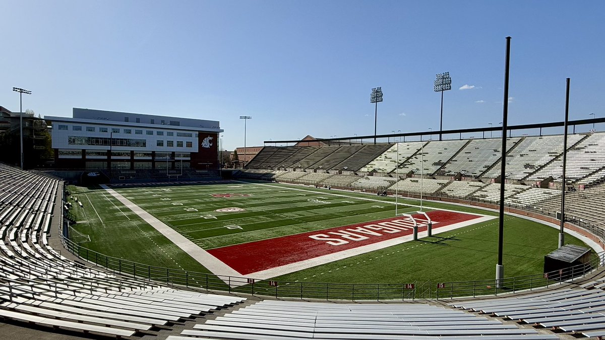 cfbcampustour's tweet photo. 🏟️ Martin Stadium Visit 🏟️

📍 Pullman, WA
🏠 Washington State
🕰️ Opened in 1972
🪑 32,952 seats

#GoCougs https://t.co/pBCfJ9cfFx