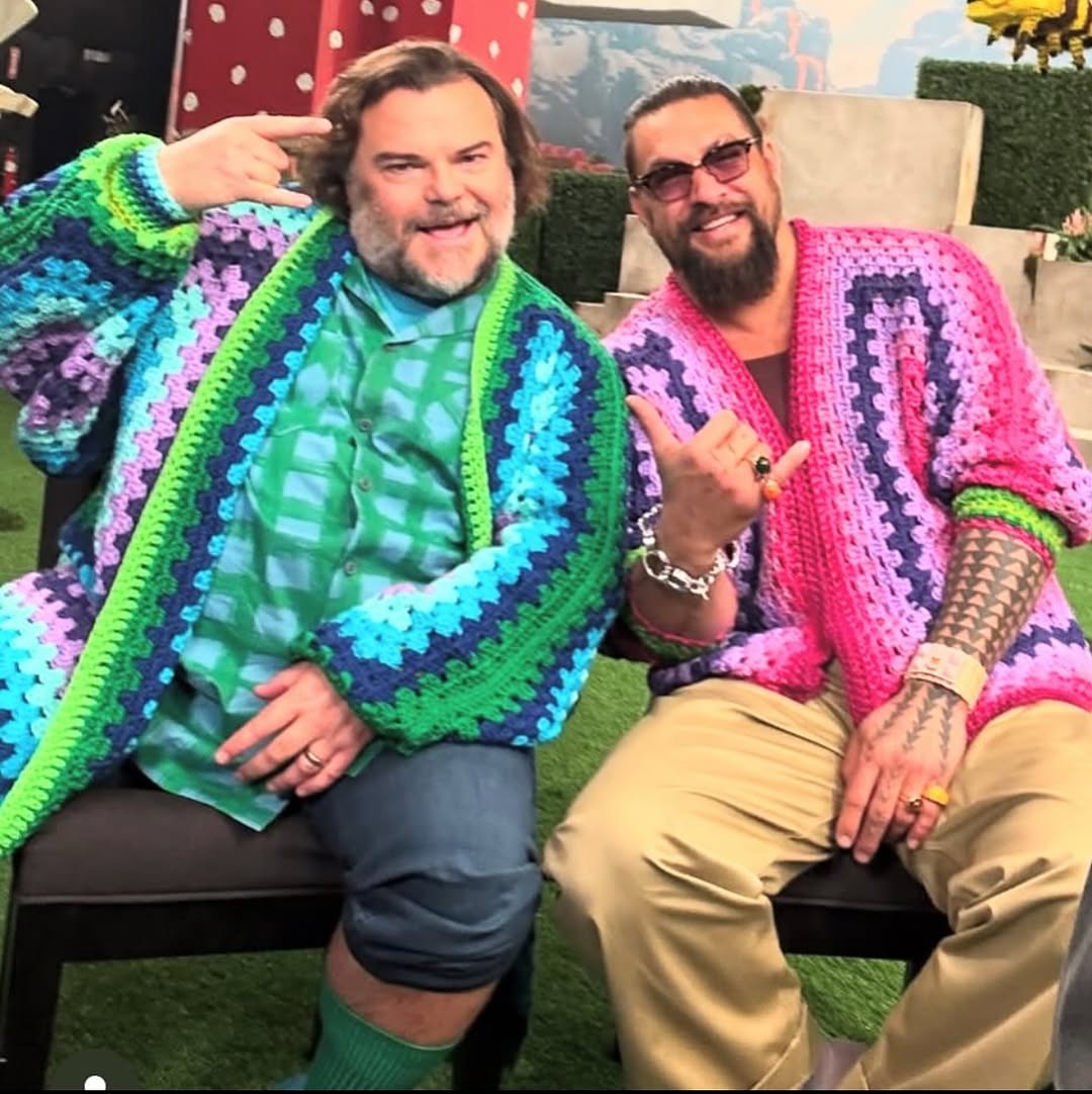 CooksCrafts's tweet photo. Local Yarn Store Day Contest and Sales - https://t.co/uvD5vVyctG https://t.co/Ba5yMPm9EJ