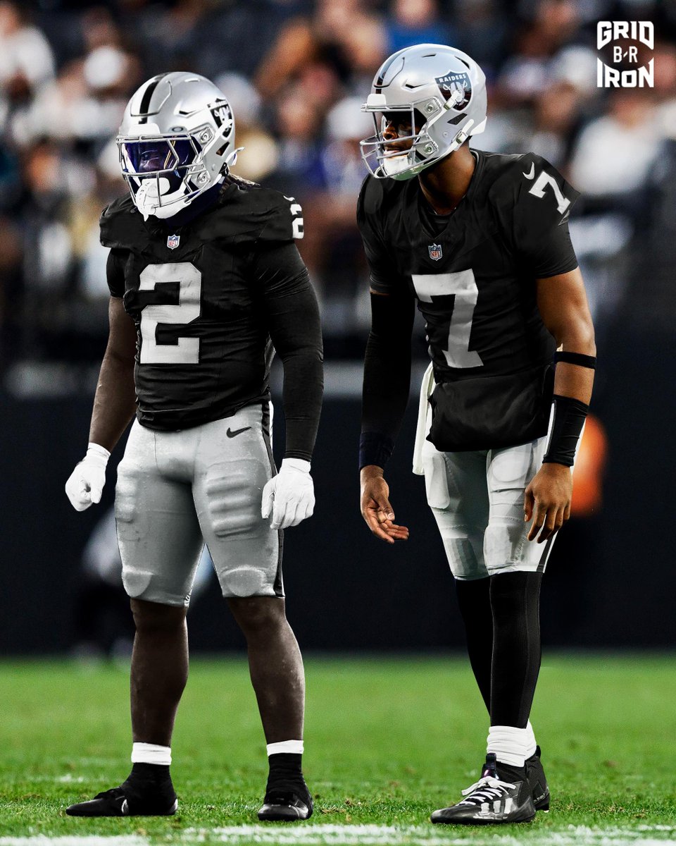 Bleacher Report (@bleacherreport) on Twitter photo ASHTON JEANTY TO THE RAIDERS WITH THE NO. 6 PICK π
Vegas just picked up the leading rusher in CFBΒ πΆ
(via <a href="/Schultz_Report/">Jordan Schultz</a>) ASHTON JEANTY TO THE RAIDERS WITH THE NO. 6 PICK π
Vegas just picked up the leading rusher in CFBΒ πΆ
(via <a href="/Schultz_Report/">Jordan Schultz</a>)