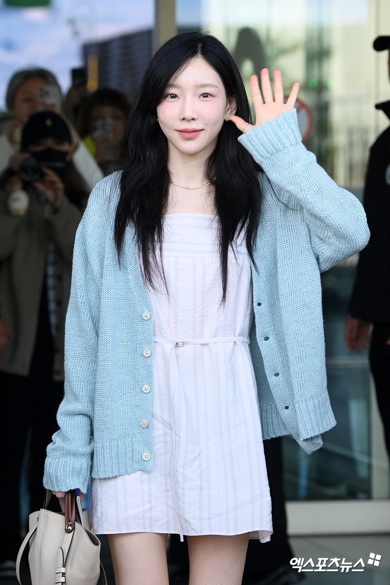 250425 태연 마카오 출국