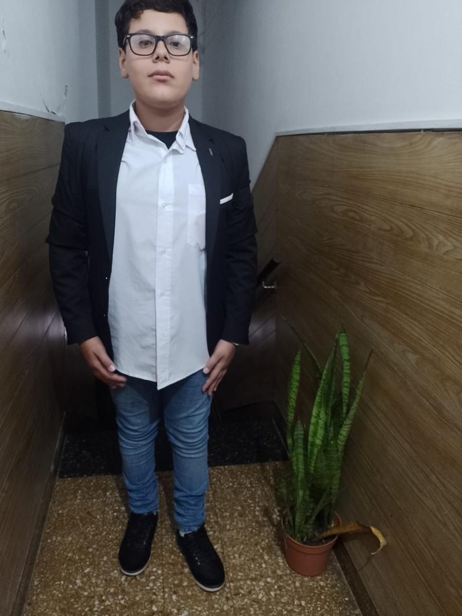 Estamos buscando a Keitaro Ferrara, que salió de la Tecnica de Núñez y Roque Pérez 17.30 y no llegó a su casa  CABA, Argentina.  
Si lo ven retenerlo y avisar en la escuela. Difundir en la zona por favor.
#C5N #DDD #DuroDeDomar