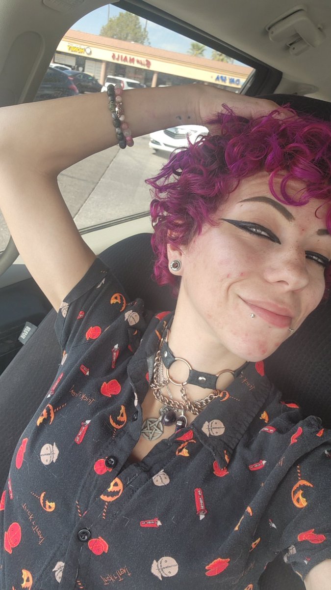 Pleased the mental gods and did a new hair color 😘