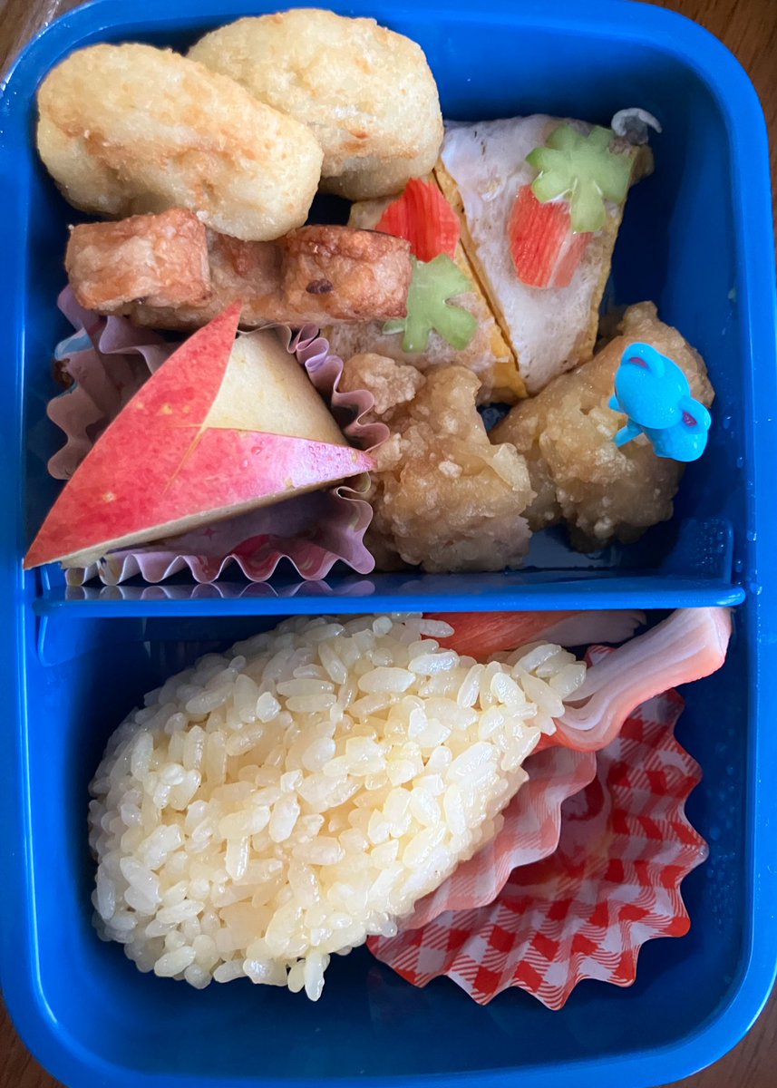 tatsuki_toya's tweet photo. お弁当(￣∇￣)
詰めるのむずかしいね。 https://t.co/9KXUvwpnYX