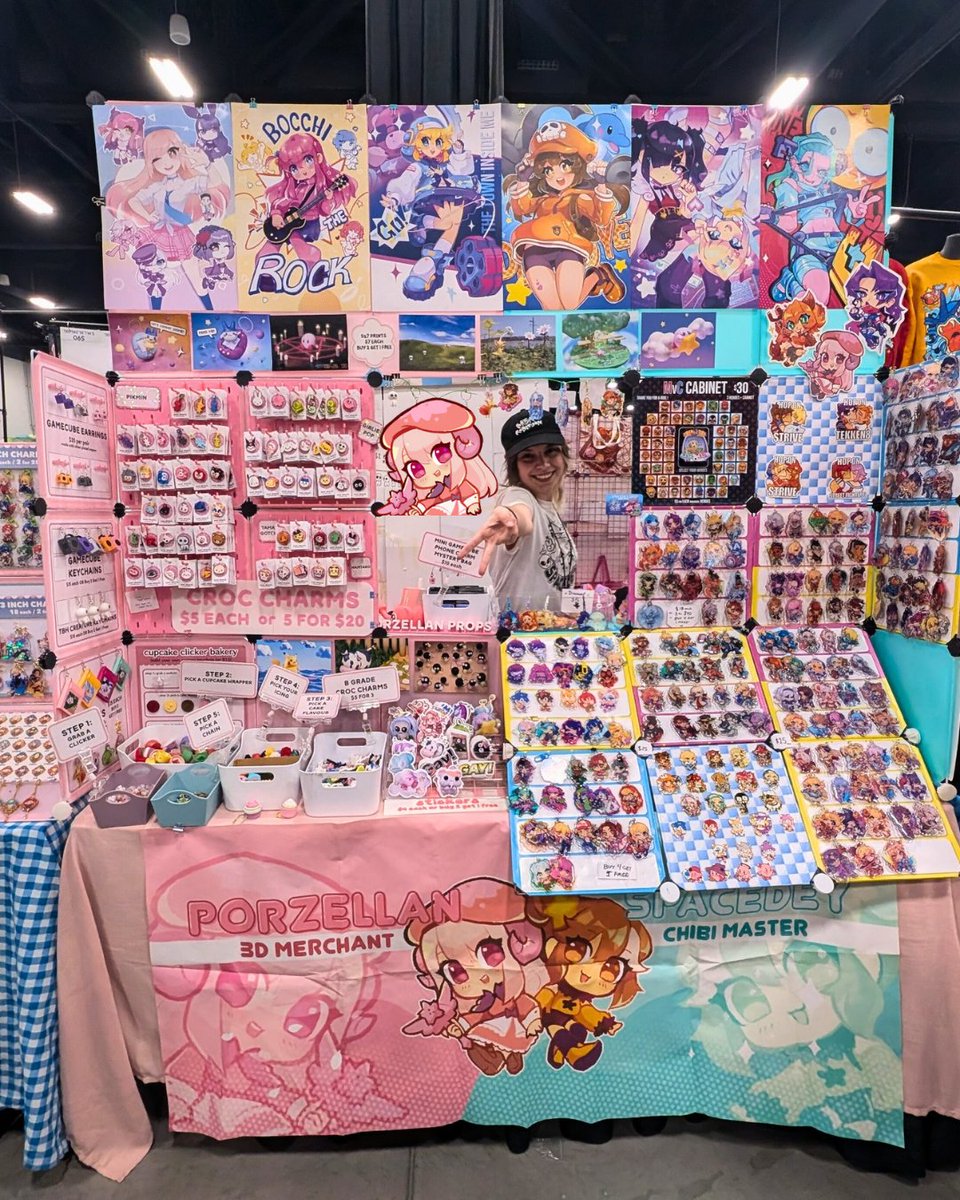 At Calgary expo this weekend table A858 with <a href="/porzellanprops/">elise🌸</a>