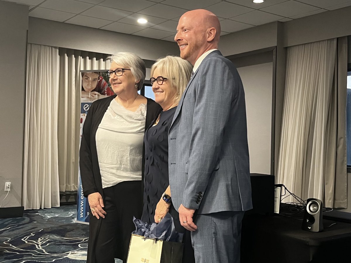 Celebrating ⁦<a href="/eostaffdevnet/">EOSDN</a>⁩ Eleanor Newman Award Recipient Manon Seguin for her service to Eastern Ontario Leadership development.