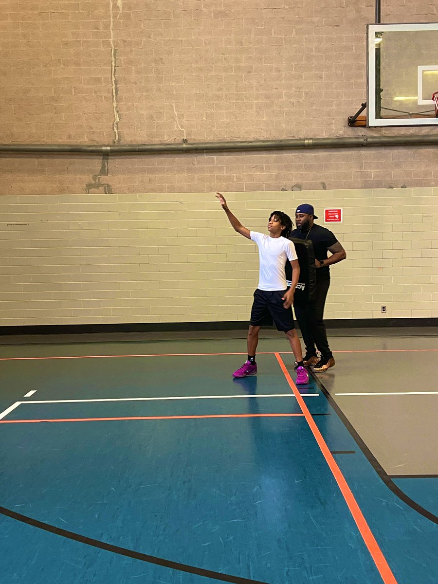 GHPAL Officer Michon (@michonmegan) on Twitter photo #GHPAL Officers <a href="/GhpalG/">GHPAL_BURRELL</a>, <a href="/GHPals_Ofc_trip/">GH PALS - Officer Triplett</a>, and GHPAL McKinney are getting the GHPAL Youth Elite Team ready for their season’s first tournament! #OCA #HPD #GHPAL #NationalPal
#TheYouthAreOurFuture #Mentorship #GHPAL Officers <a href="/GhpalG/">GHPAL_BURRELL</a>, <a href="/GHPals_Ofc_trip/">GH PALS - Officer Triplett</a>, and GHPAL McKinney are getting the GHPAL Youth Elite Team ready for their season’s first tournament! #OCA #HPD #GHPAL #NationalPal
#TheYouthAreOurFuture #Mentorship