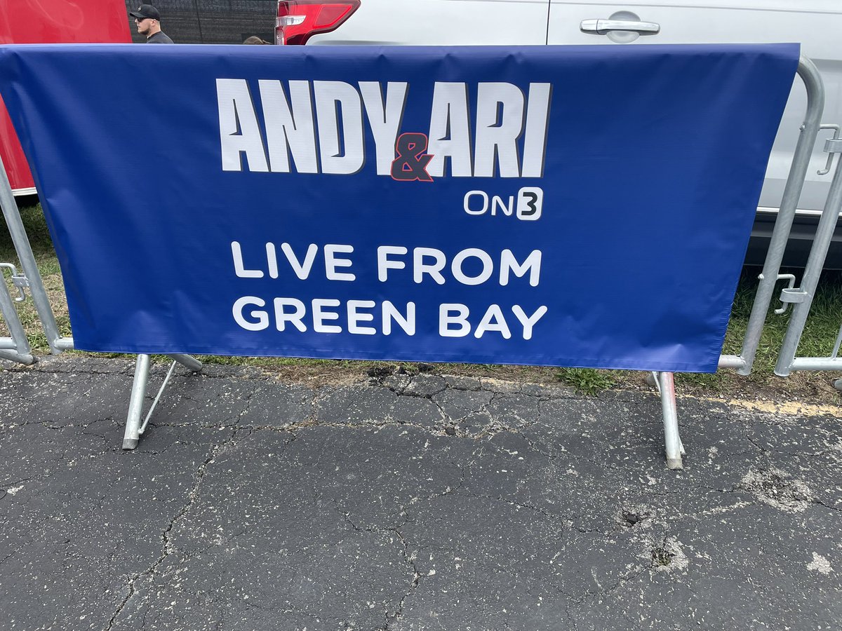NIONenad's tweet photo. Electric atmosphere over here at the @culvers Great Wisconsin Tailgate with @andystaples , @AriWasserman, and @on3 #NFLDraft #StarsMatter https://t.co/1r4vaQ7RKF