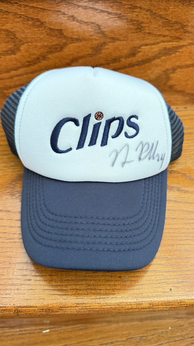 I will give away a hat signed by <a href="/npowell2404/">Norman Powell</a> to one of my followers. at #FamBase group picture if <a href="/LAClippers/">LA Clippers</a> are up by double digits at half time. Like and repost! Must be present at the half time.