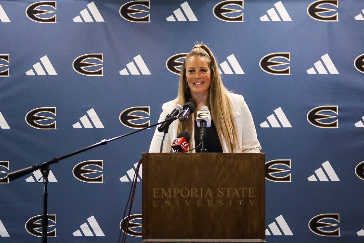 Emporia State Lady Hornet Basketball tweet media