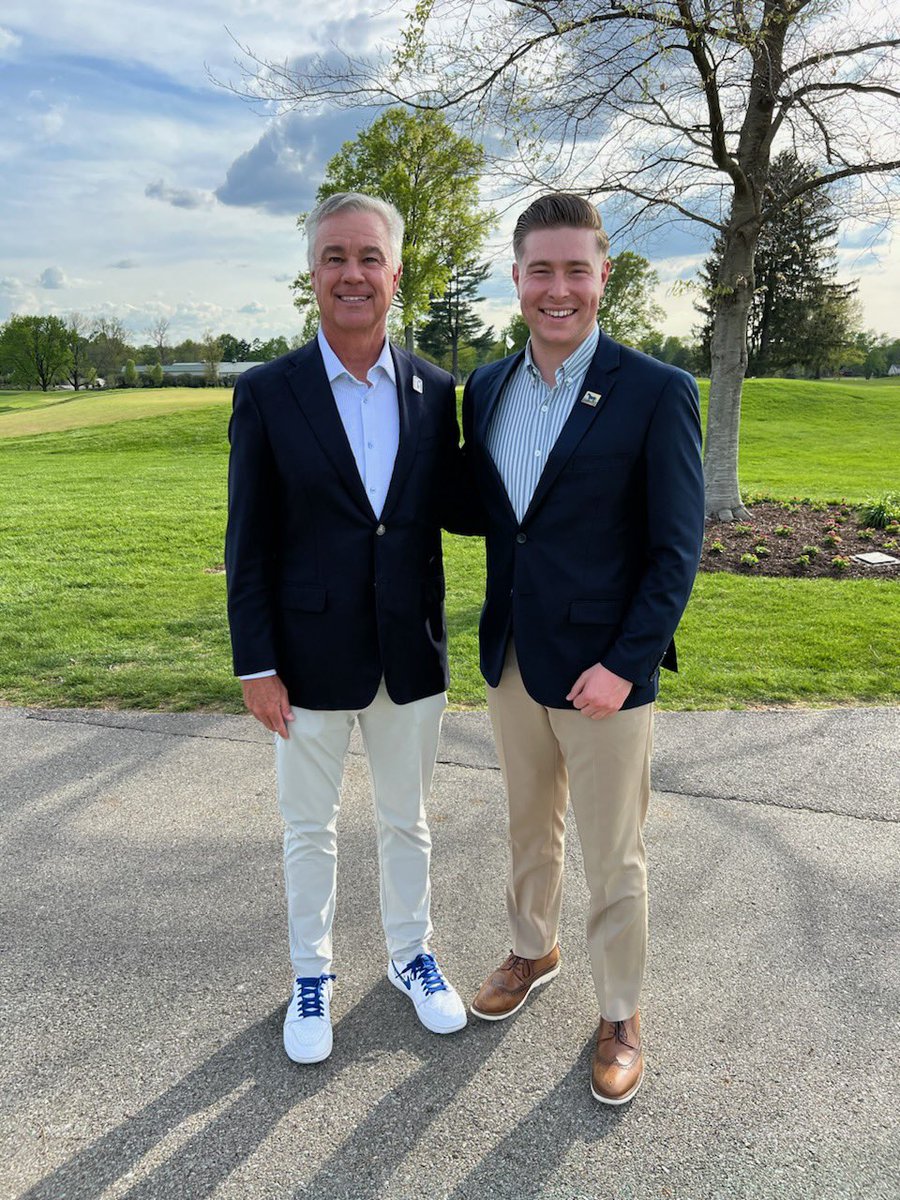 Forrest Tucker tweet media