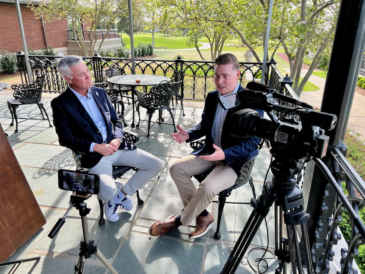 Forrest Tucker tweet media