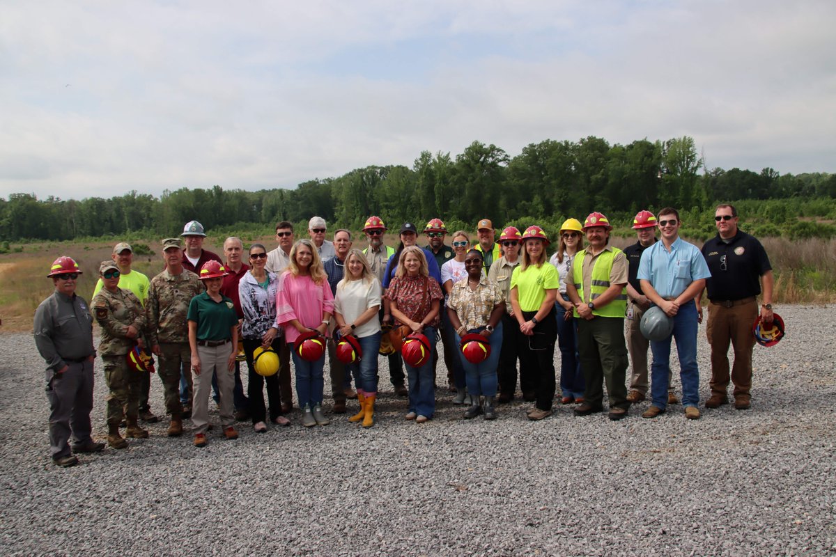 MSForestryComm's tweet photo. Yesterday, MFC hosted a VIP Day at our Heavy Equipment Academy in Raymond, offering a behind-the-scenes look at wildland firefighter training and techniques!
#MSforestry #HeavyEquipmentAcademy #ForestryTraining https://t.co/GEl0D14OJ5