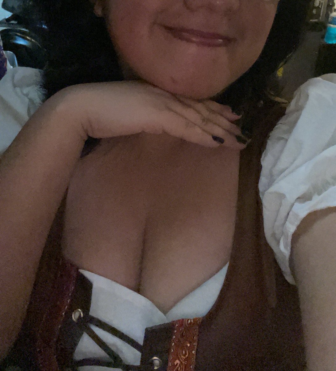 spicyhon's tweet photo. I love showing off for my lovelies 😘🥰

If only life was simple, i would love a paypig one day but for now, sub to my OF, i promise it’s worth it 🤎 https://t.co/tYwDLzNVnw