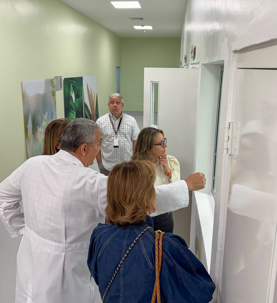 raquelarbaje's tweet photo. Hoy sostuvimos una reunión técnica en el Palacio Nacional junto a representantes del Ministerio de Salud, el Servicio Nacional de Salud, INCART, INCORT, FACCI y otras instituciones clave, con el propósito de avanzar en la ampliación de los servicios oncopediátricos.

Reafirmamos nuestro compromiso con la salud infantil, trabajando de manera articulada para fortalecer un sistema de atención más accesible, especializado y humano para todos los niños y niñas de la República Dominicana.