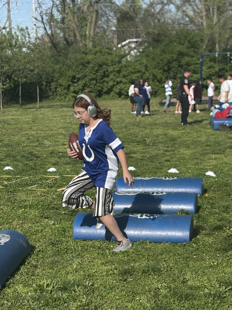 The Colt’s Junior Football Camp was a wonderful time for our 2nd through 5th graders. A fun time was had by all!