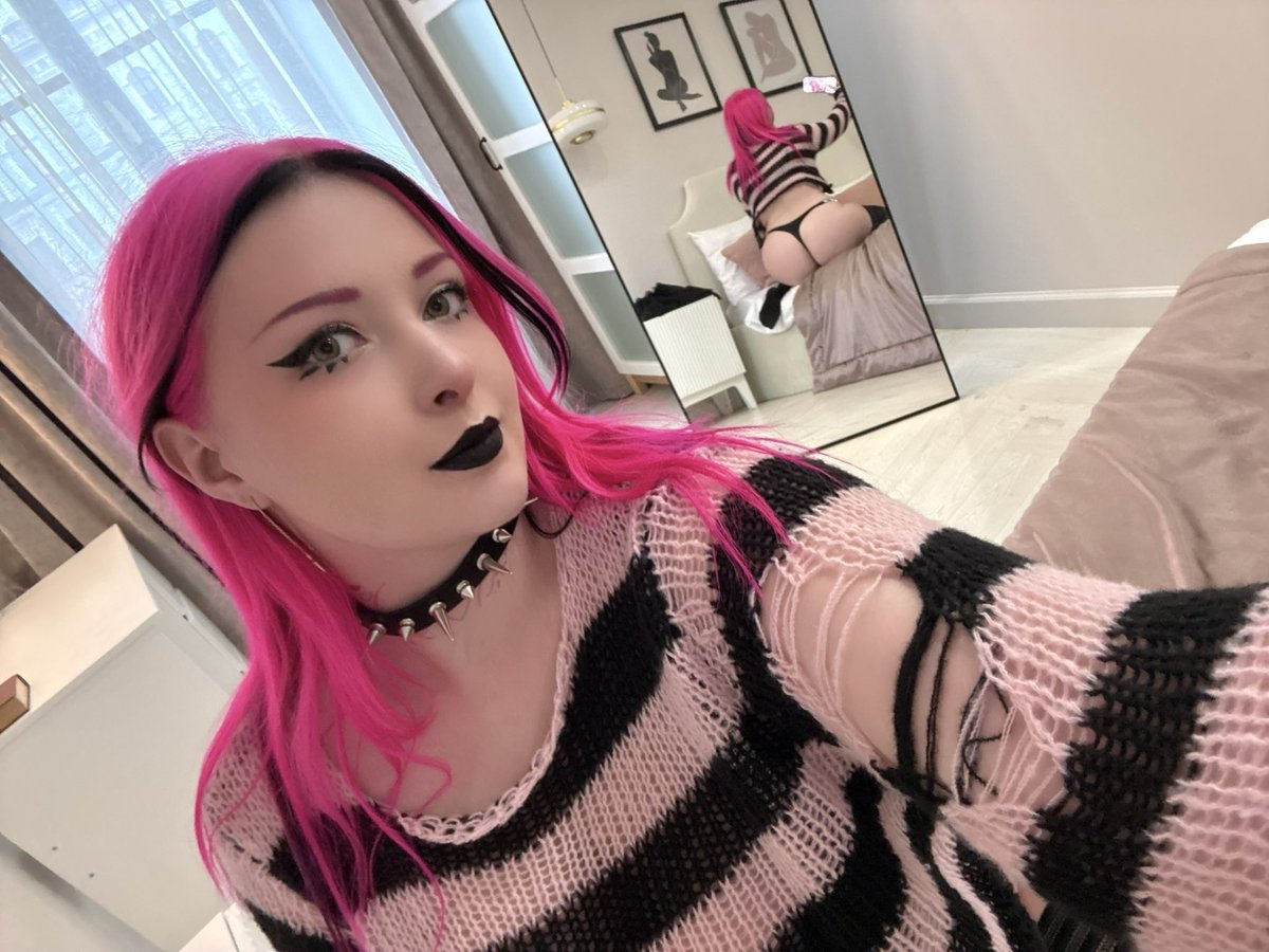 Booty day <3 https://t.co/hfzXX9Esez