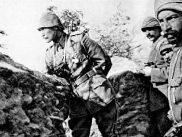 #25Nisan1915

Arıburnu Zaferi'nin kahramanı 19.Tümen Komutanı Yarbay Mustafa Kemal’i ve vatan savunmasında gözünü kırpmadan ölüme giden 57. Alay’ı, tüm kahraman Mehmetçiklerimizi sonsuz minnet, şükran ve saygıyla anıyorum.

Ruhunuz şad olsun.!

#ArıburnuZaferi
#ÇanakkaleGeçilmez