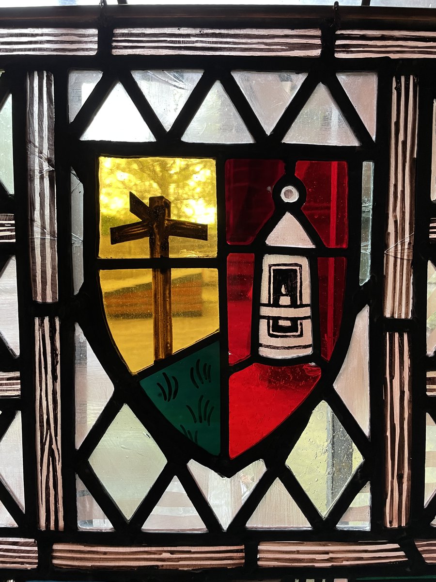 Catrin Meredith (@meredithcatrin) on Twitter photo Hitting #FingerpostFriday and #StainedGlassSunday in one fell swoop, with this lovely detail in the Trena Cox St Christopher window in <a href="/ChesterCath/">Chester Cathedral</a> Hitting #FingerpostFriday and #StainedGlassSunday in one fell swoop, with this lovely detail in the Trena Cox St Christopher window in <a href="/ChesterCath/">Chester Cathedral</a>