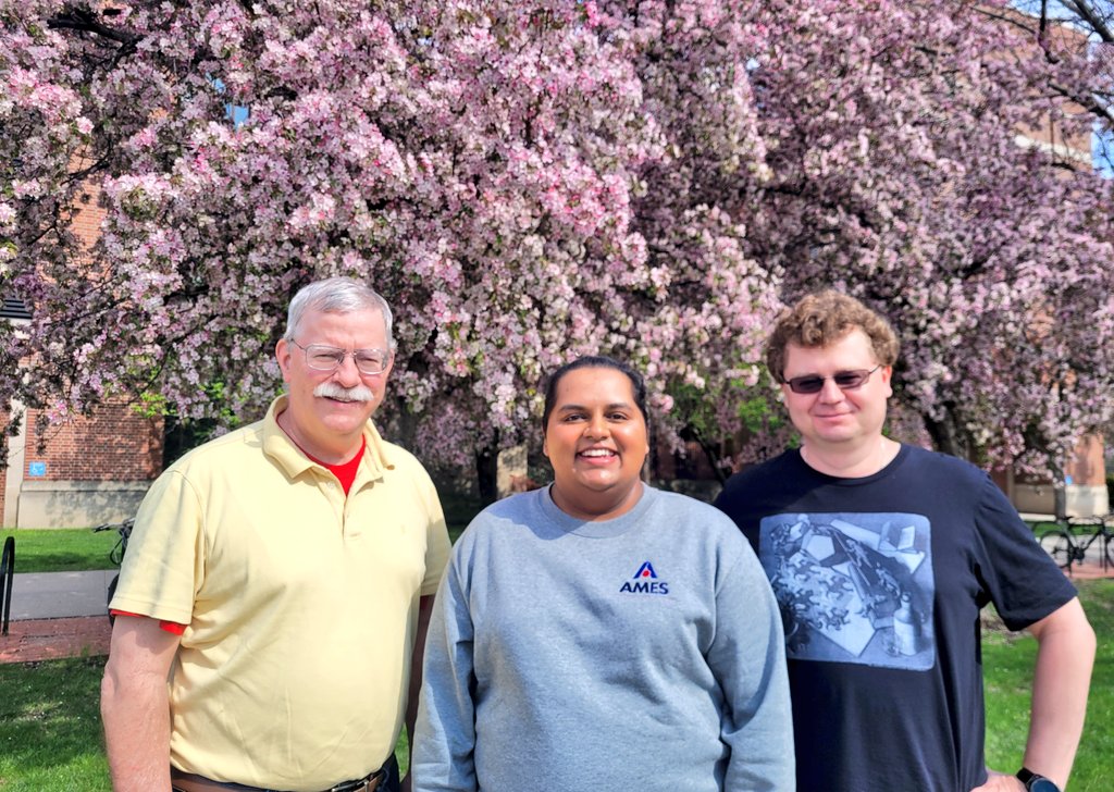 Gayatri Viswanathan (@chemviswanathan) on Twitter photo Picture day in the <a href="/KovnirLab/">Kirill Kovnir Lab</a> and I got some cute ones with both my supervisors!
๐ธ credit: <a href="/ErangaGamage91/">Eranga Gamage</a> Picture day in the <a href="/KovnirLab/">Kirill Kovnir Lab</a> and I got some cute ones with both my supervisors!
๐ธ credit: <a href="/ErangaGamage91/">Eranga Gamage</a>