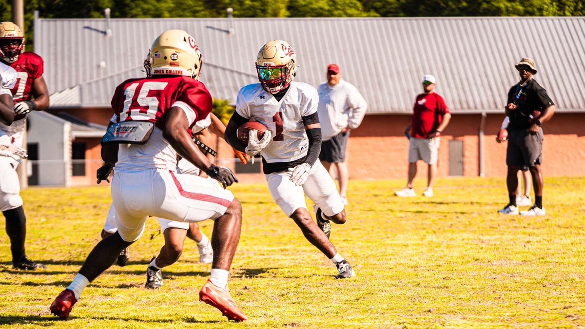 Spring ball✅ <a href="/CoachBryant_WR/">Bam Bryant</a> <a href="/__CoachSulli/">Dominique Sullivan</a> <a href="/JuCoFootballACE/">JuCo Football Forer</a> <a href="/JC_BobcatsFB/">Jones College 🏈</a>