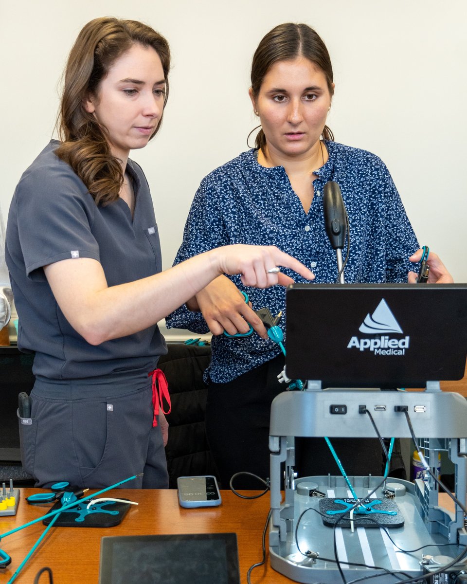 Indiana Surgery -Indiana Univ School of Medicine (@iu_surgery) on Twitter photo 🔬<a href="/md_payton/">Payton M. Miller, MD</a> is leveling up surgical education at IU Surgery with the help of Simsei laparoscopy platform, made possible by a grant from Applied Medical.
🔗Click here to learn more about how Miller is making a difference in surgical education: medicine.iu.edu/blogs/surgery/…
IU Surgery 🔬<a href="/md_payton/">Payton M. Miller, MD</a> is leveling up surgical education at IU Surgery with the help of Simsei laparoscopy platform, made possible by a grant from Applied Medical.
🔗Click here to learn more about how Miller is making a difference in surgical education: medicine.iu.edu/blogs/surgery/…
IU Surgery