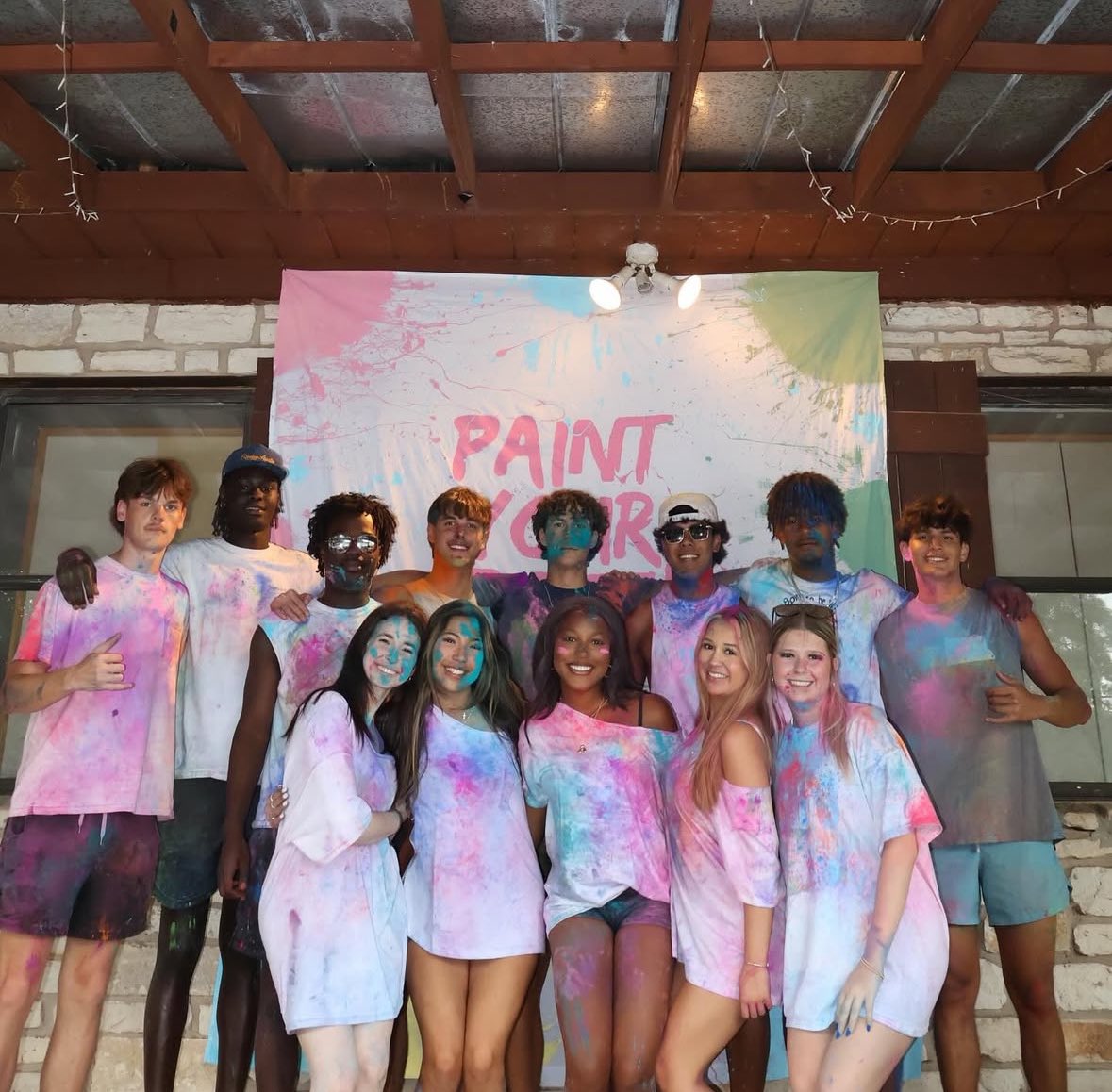 BerryLeftward's tweet image. Paint your 3/10 mixer. Y’all can keep that. Great stuff here guys. #FAY #Nupes #Divine9