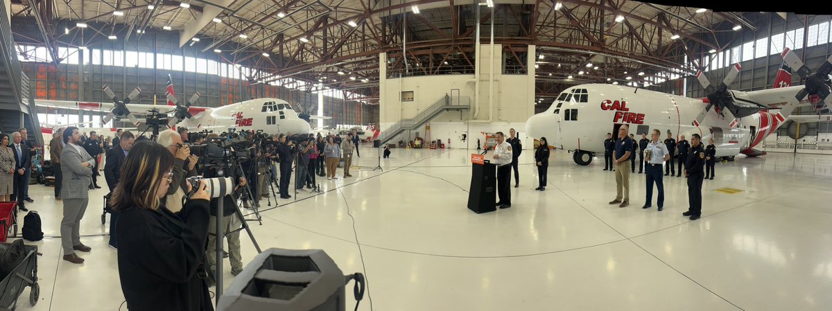 CALFIRE_CHIEF's tweet image. Today, #CALFIRE announced the second of our seven C-130H air tankers is ready for action–adding to the largest civil aerial firefighting fleet in the world.